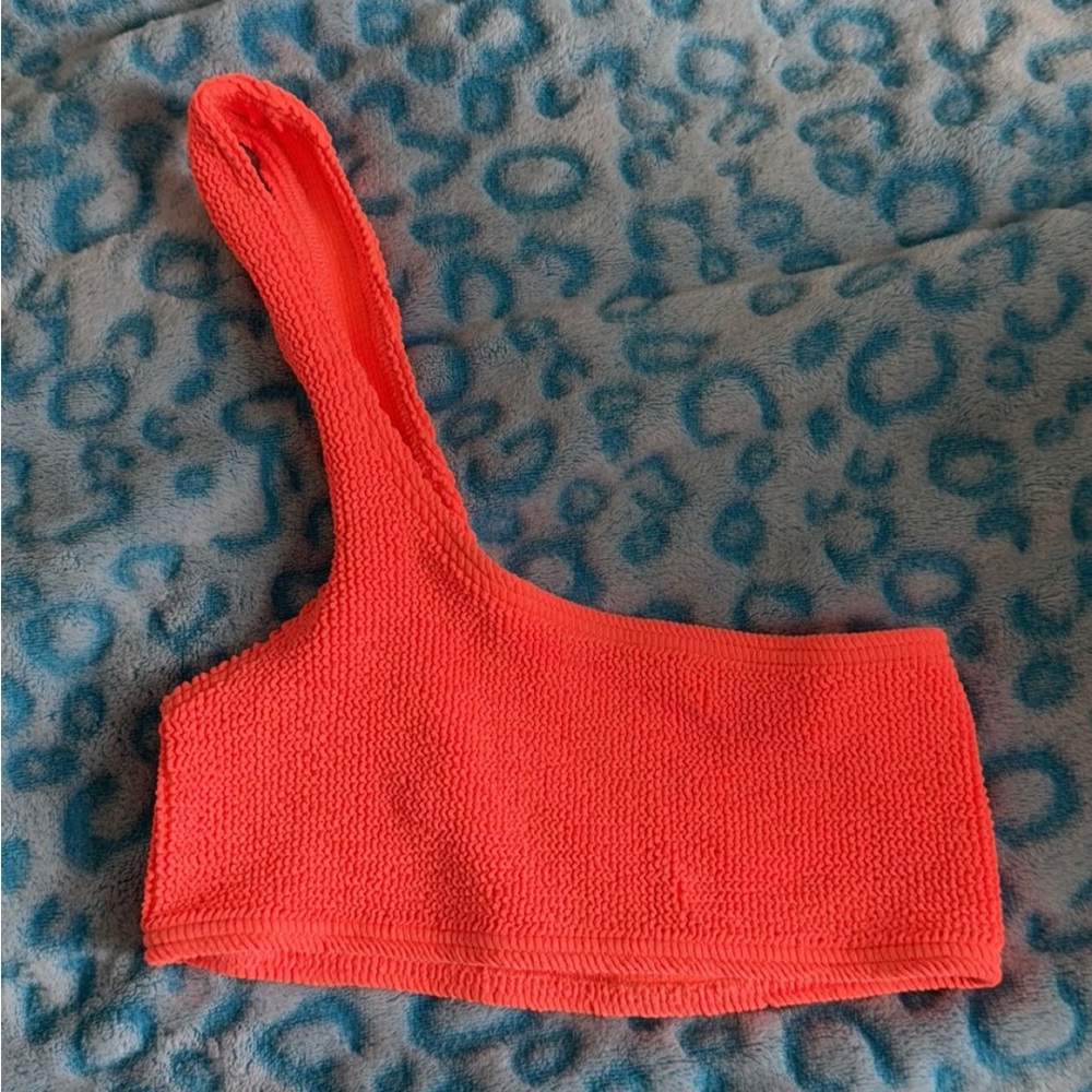 Bond Eye One-Shoulder Top